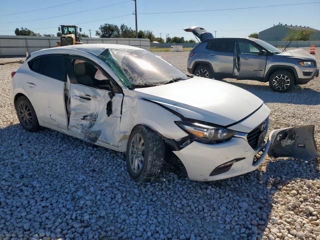 Mazda 3 Sport Image 2