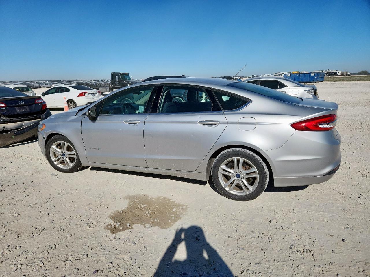 Ford Fusion Se Hybrid Image 2