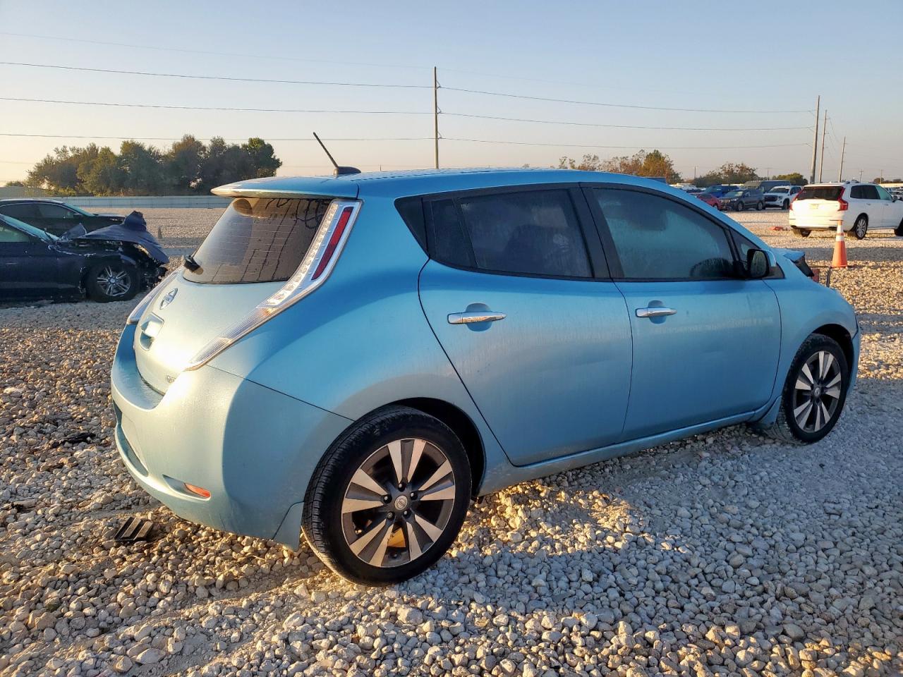 Nissan LEAF S Image 12