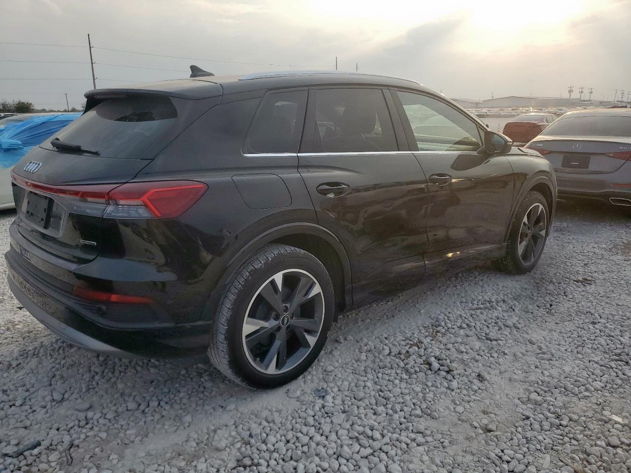 Audi Q4 Premium Image 2