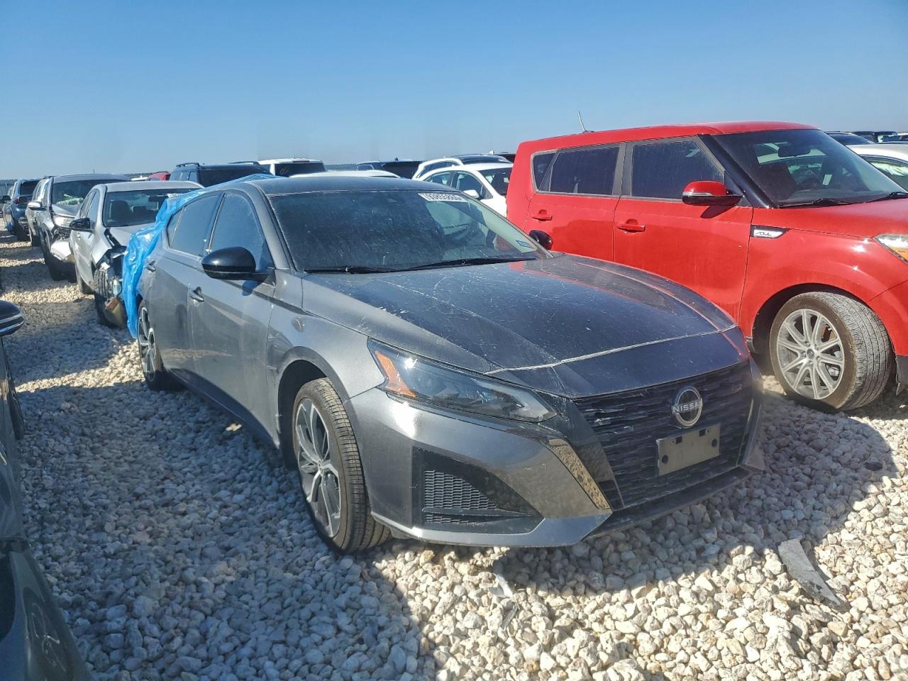 Nissan Altima Sr Image 4