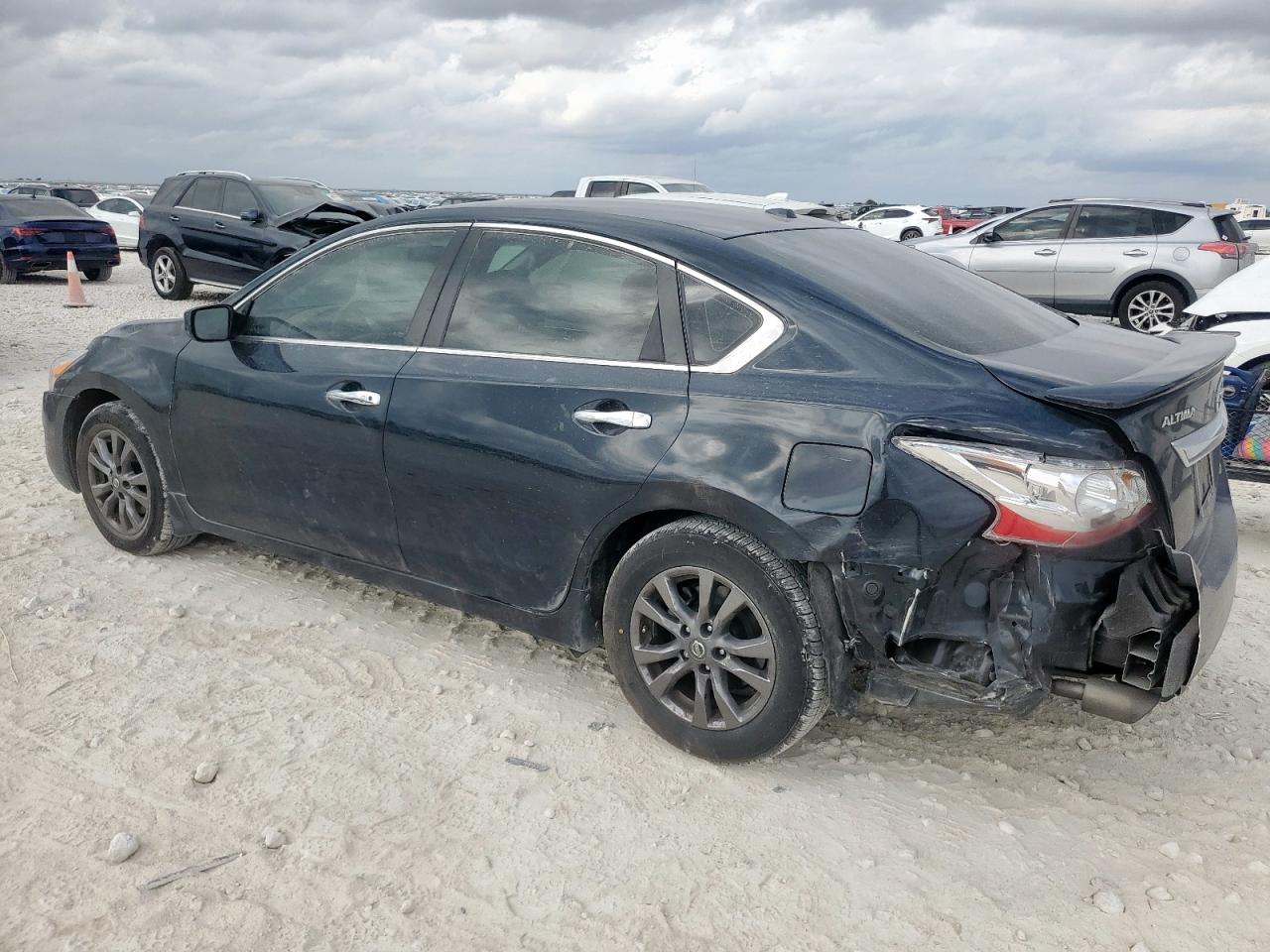 Nissan Altima 2.5 Image 4