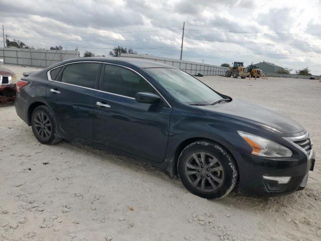 Nissan Altima 2.5 Image 3