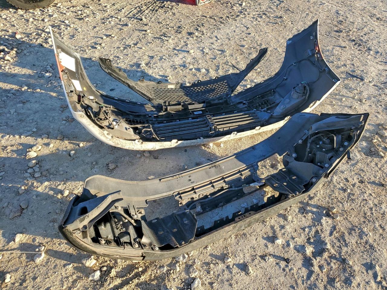 Chrysler Pacifica Touring Image 13