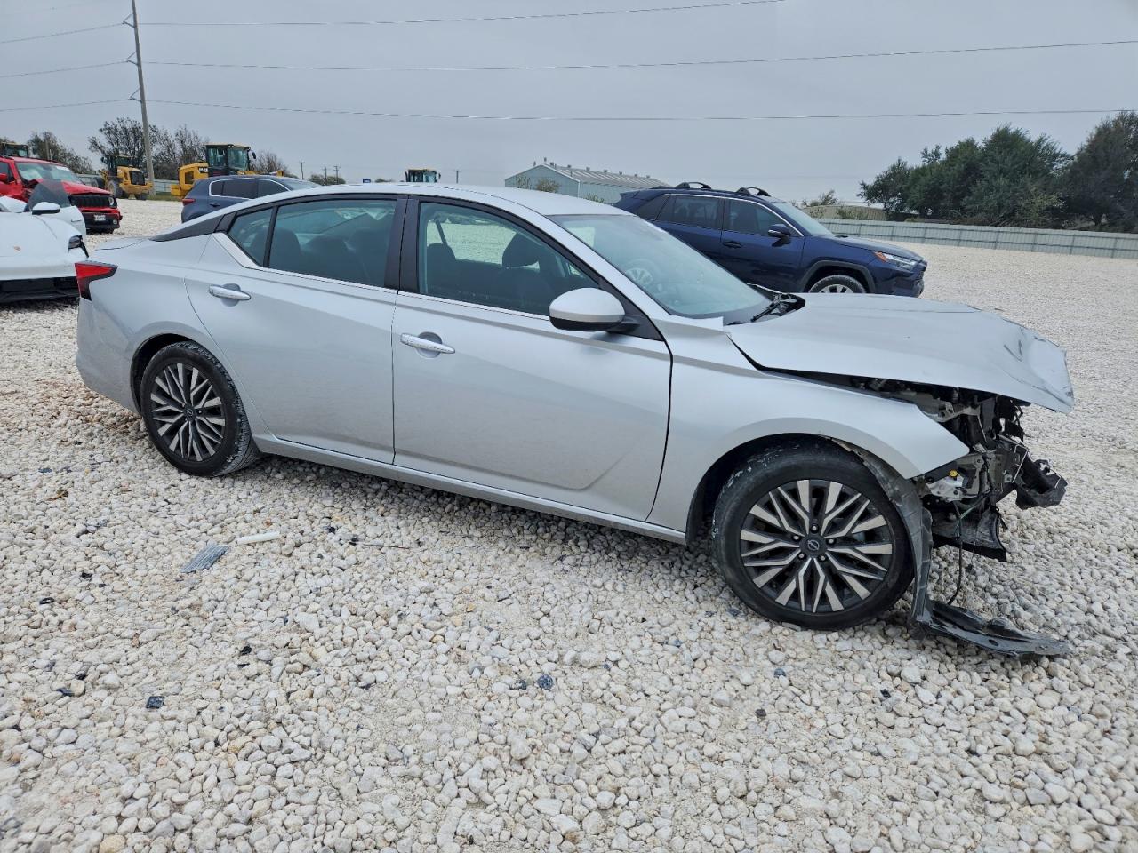 Nissan Altima Sv Image 3