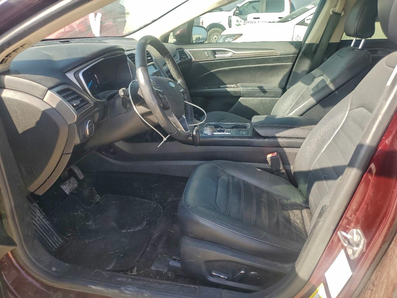 Ford Fusion Se Hybrid Image 7