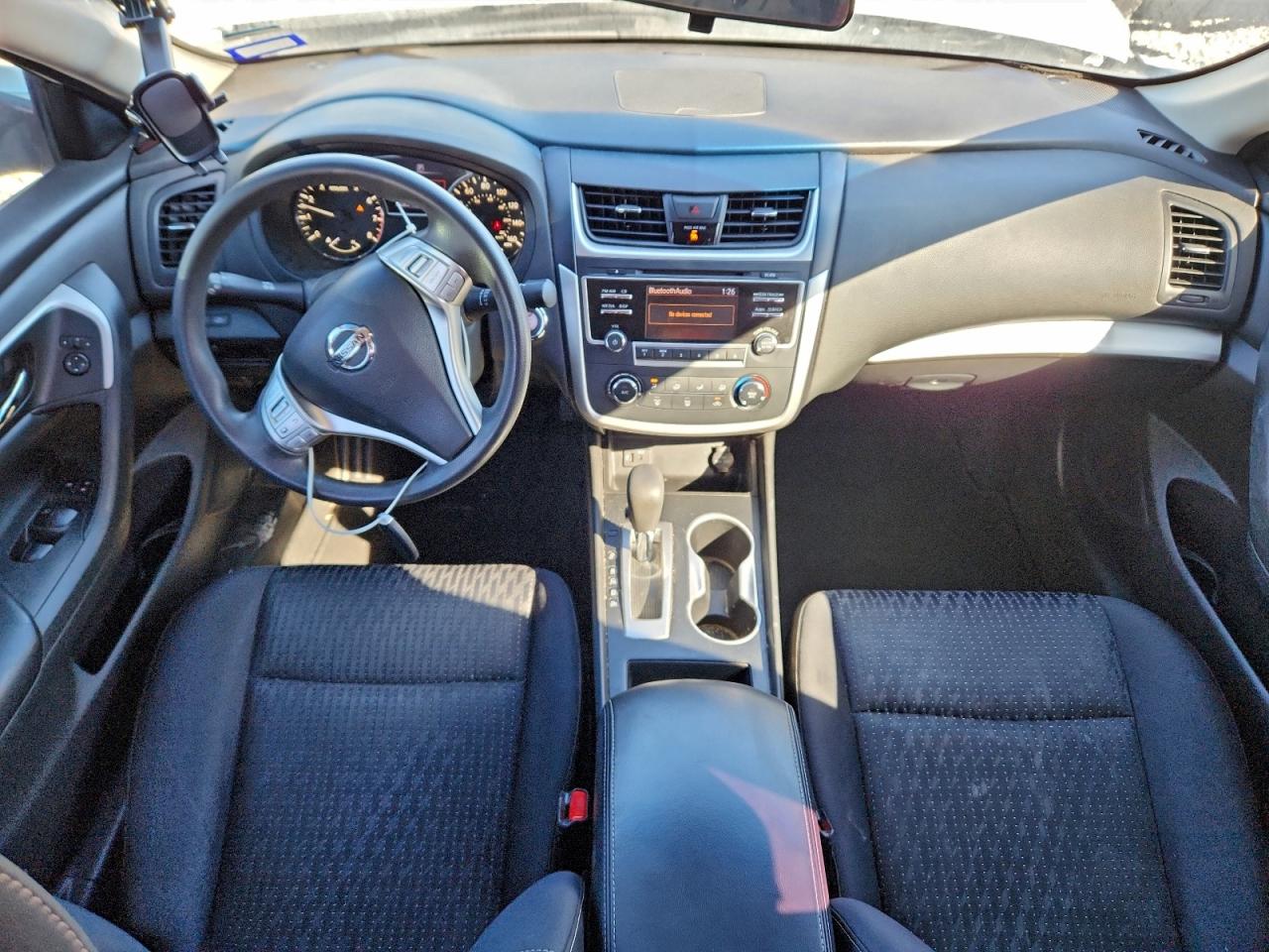Nissan Altima 2.5 Image 5