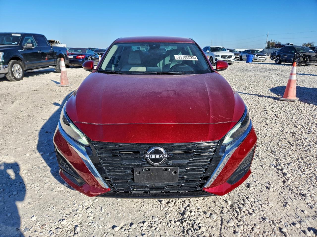 Nissan Altima Sv Image 3