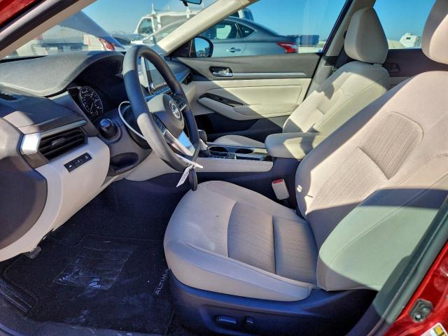 Nissan Altima Sv Image 12