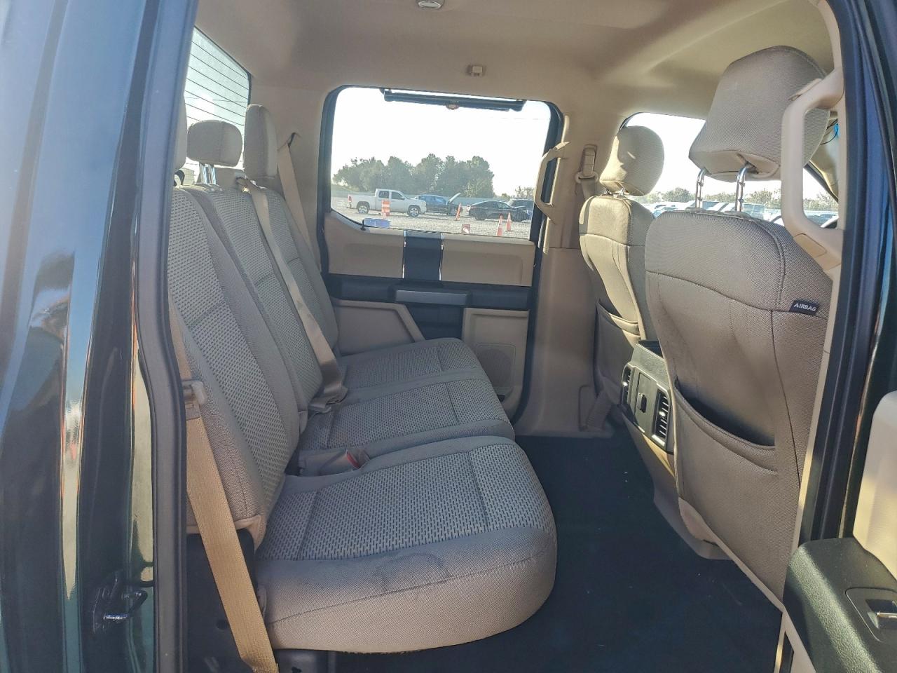 Ford F-150 Supercrew Image 9