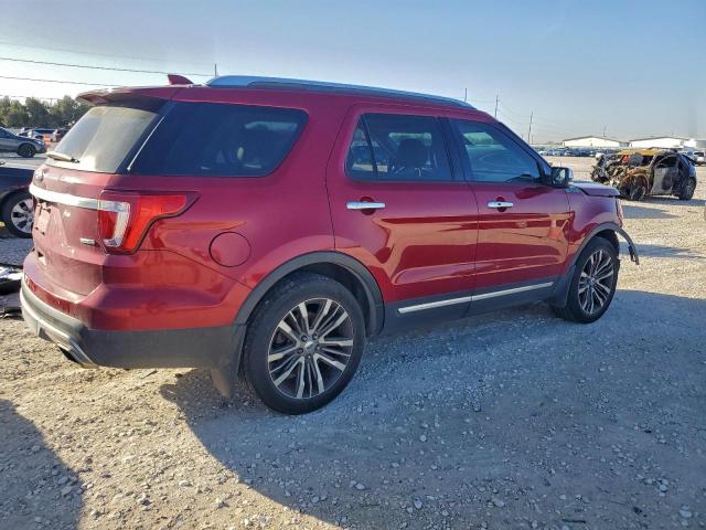 Ford Explorer Platinum Image 4