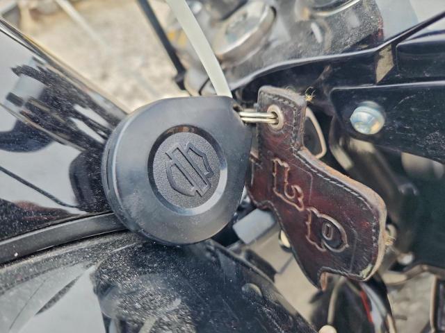 Harley-Davidson Flhcs Image 4