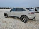 Porsche Macan Base Base Image 8