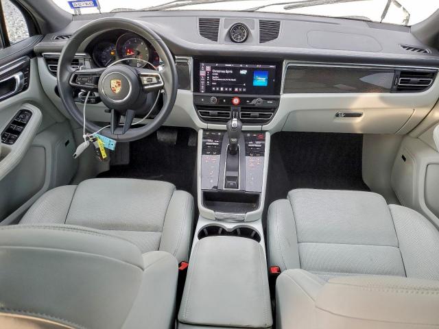 Porsche Macan Base Base Image 5