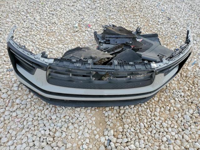 Porsche Macan Base Base Image 12