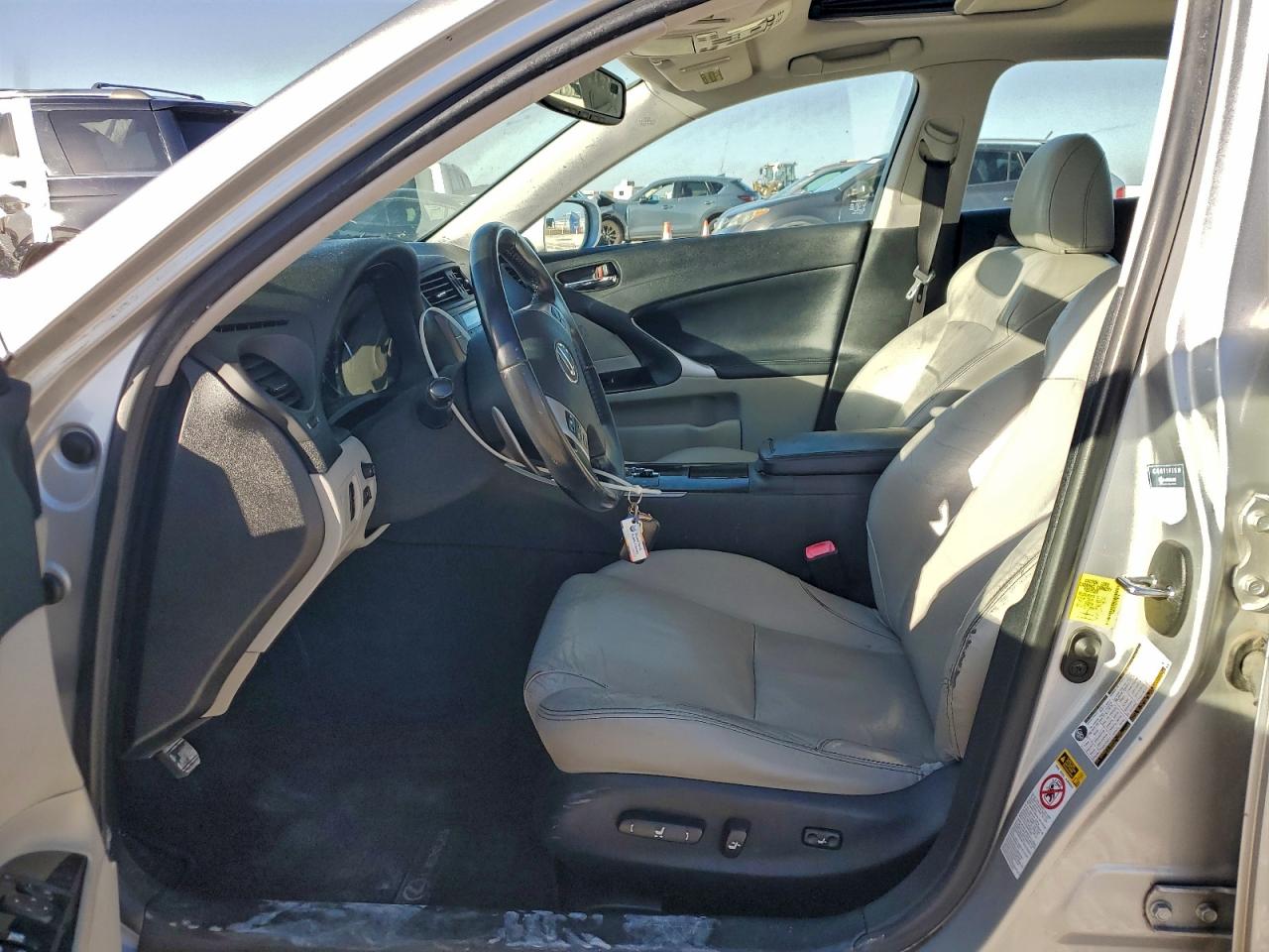 Lexus Is 250 Image 11