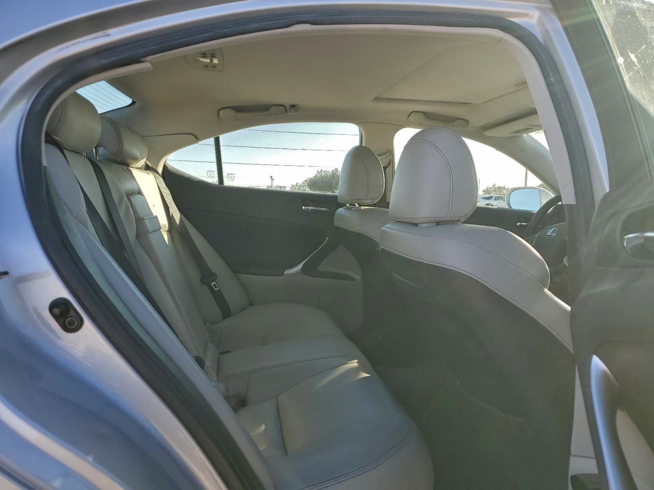 Lexus Is 250 Image 4