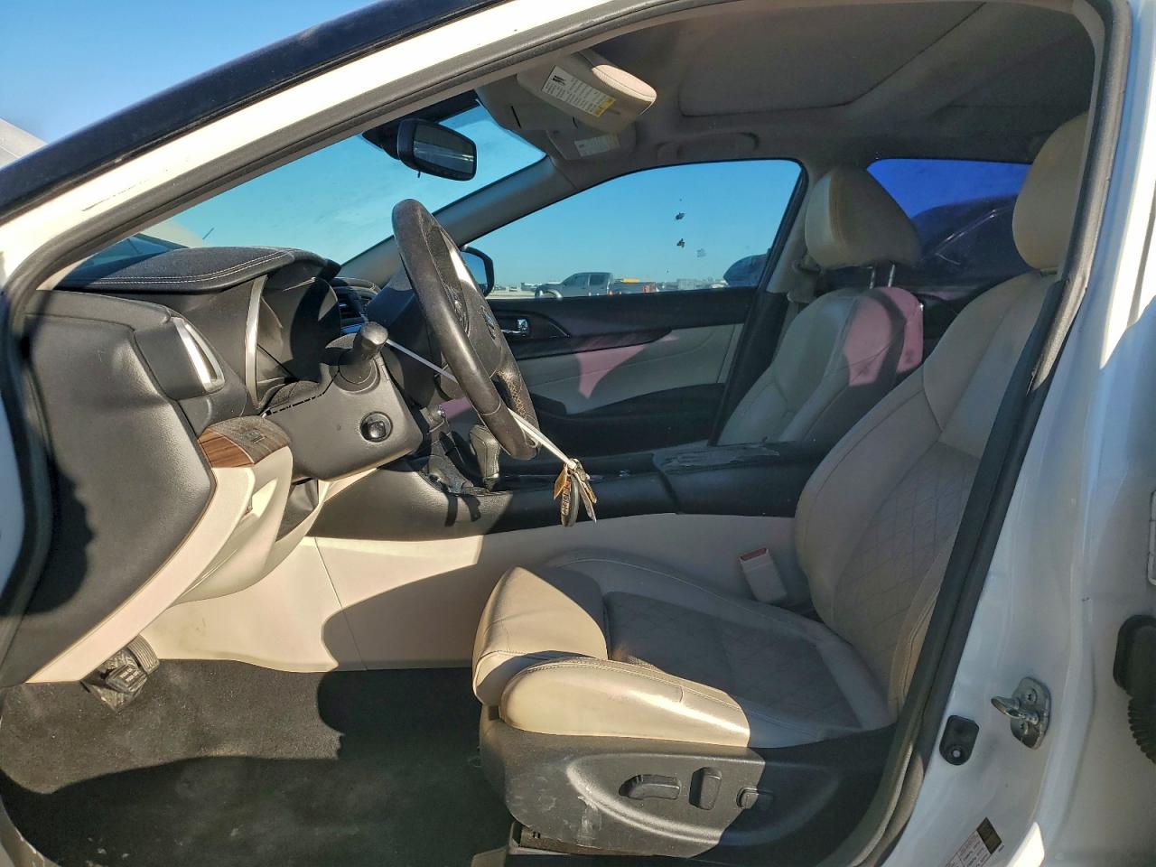 Nissan Maxima 3.5s Image 4