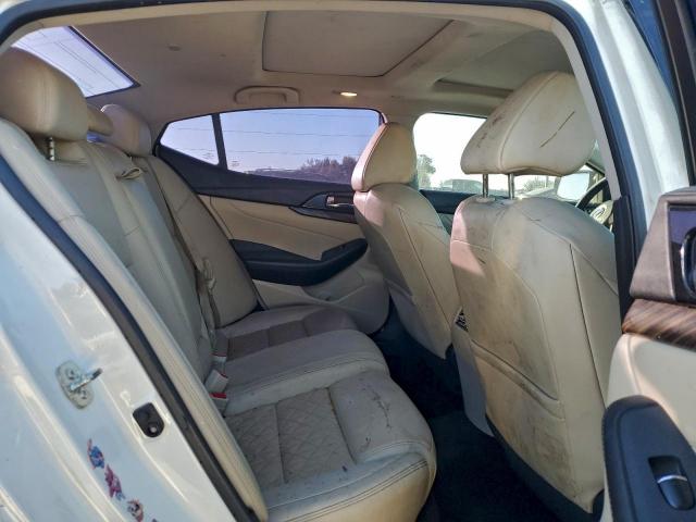 Nissan Maxima 3.5s Image 9