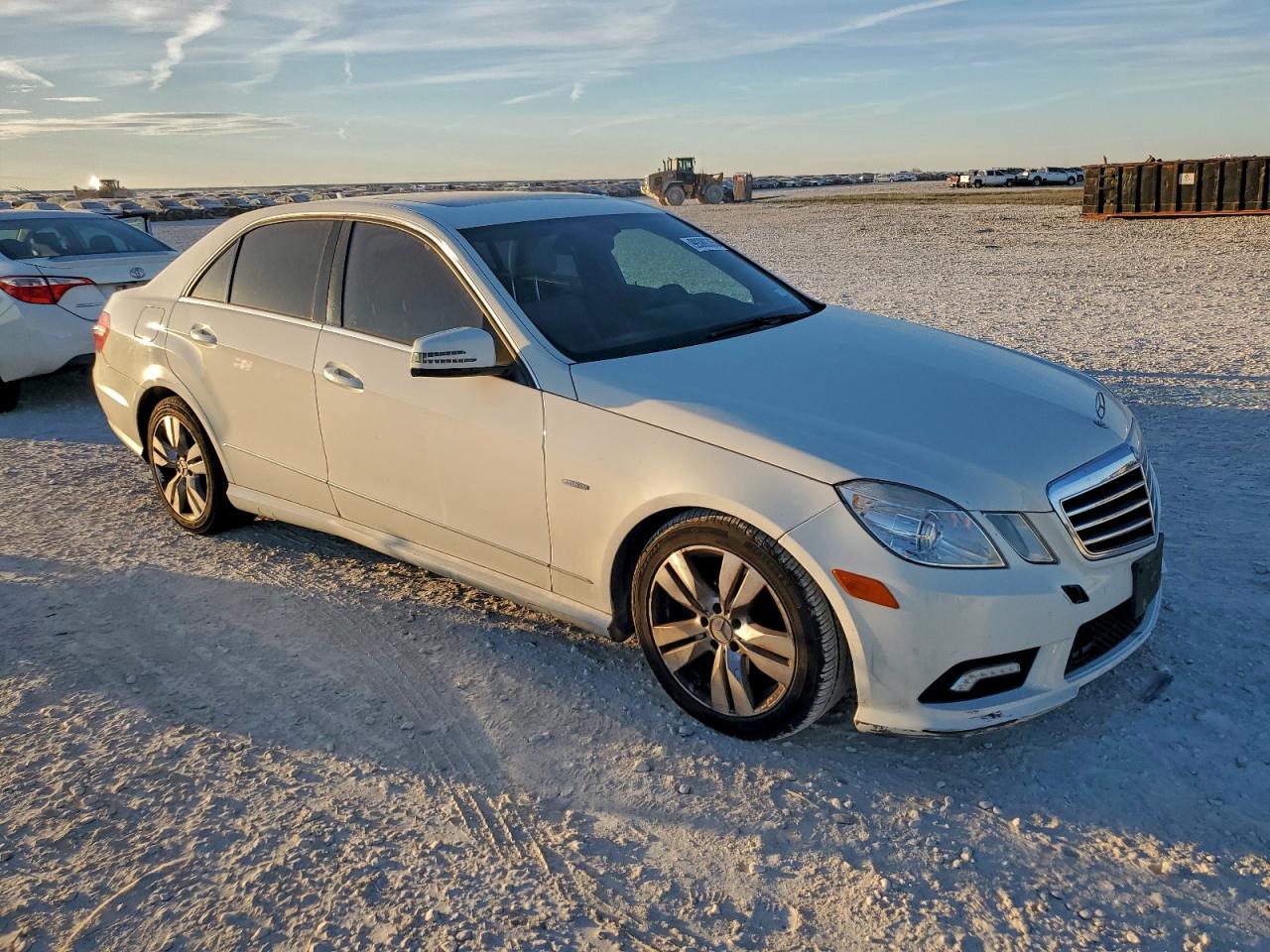 Mercedes-Benz E-Class 350 Bluetec Image 5