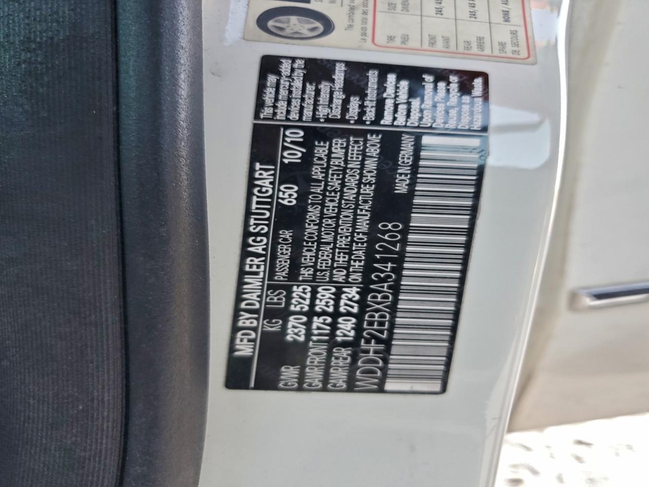 Mercedes-Benz E-Class 350 Bluetec Image 9