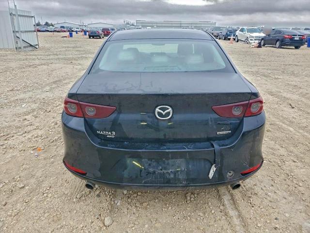 Mazda 3 Preferred Image 8