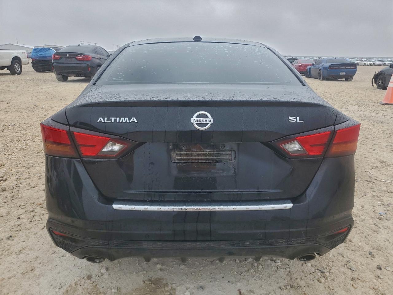 Nissan Altima Sl Image 11