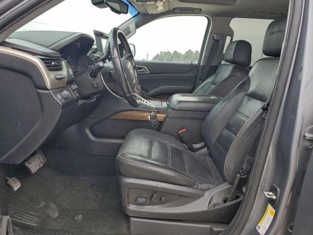 GMC Yukon Denali Image 7