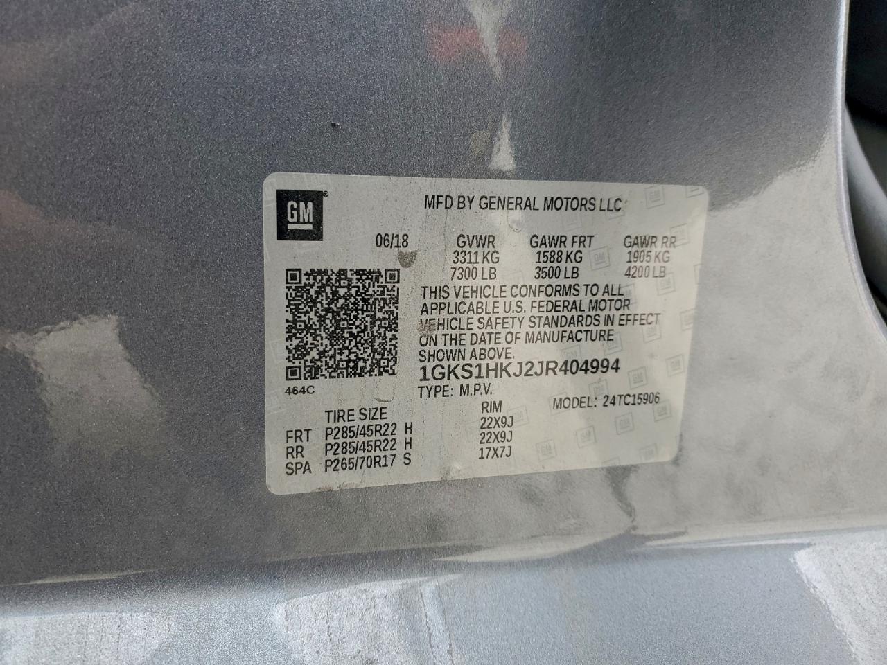 GMC Yukon Denali Image 13