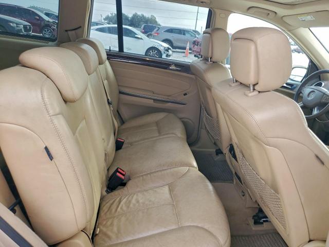 Mercedes-Benz G-Class 450 4matic Image 10