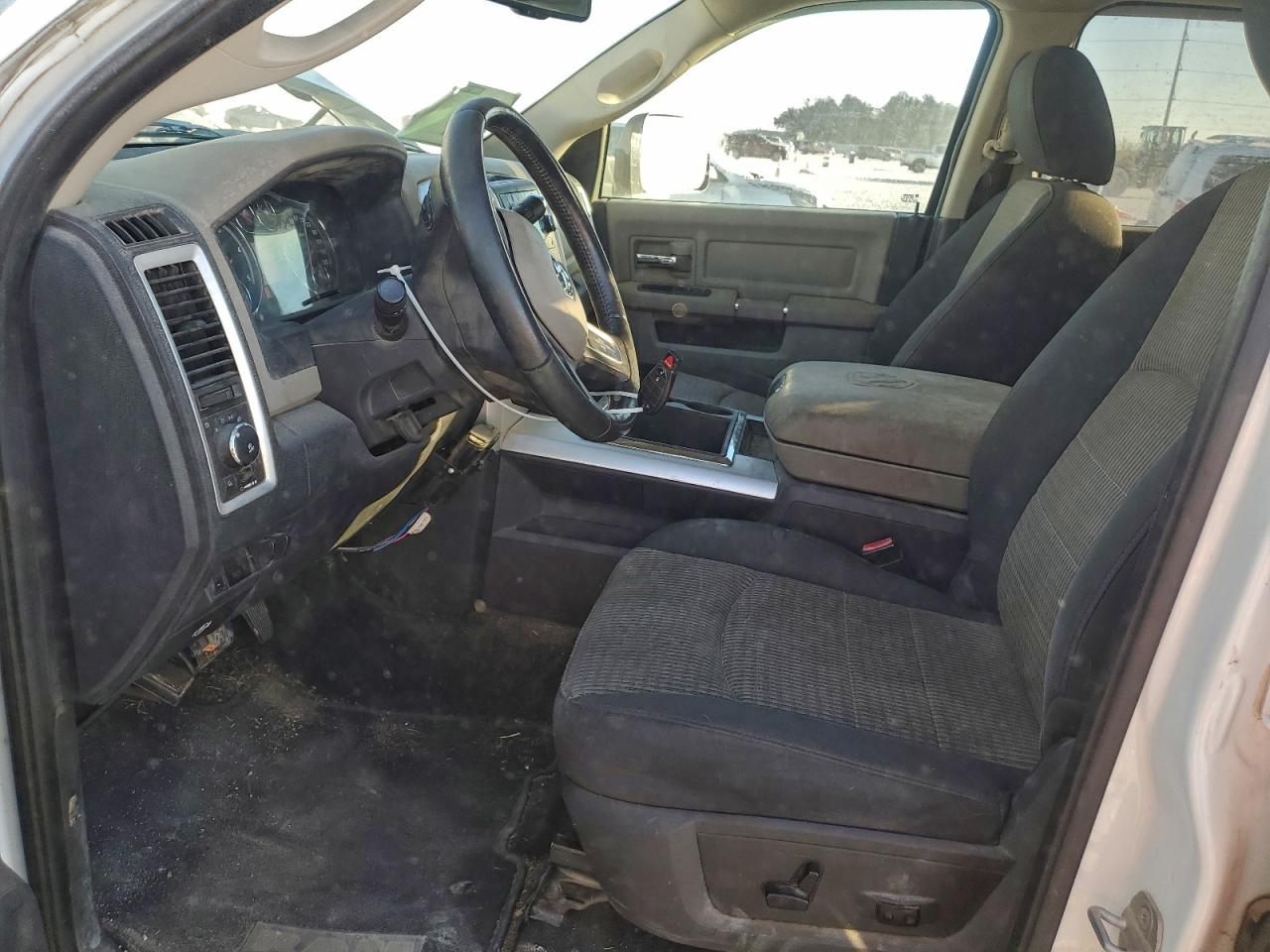 Dodge Ram 3500 Image 9