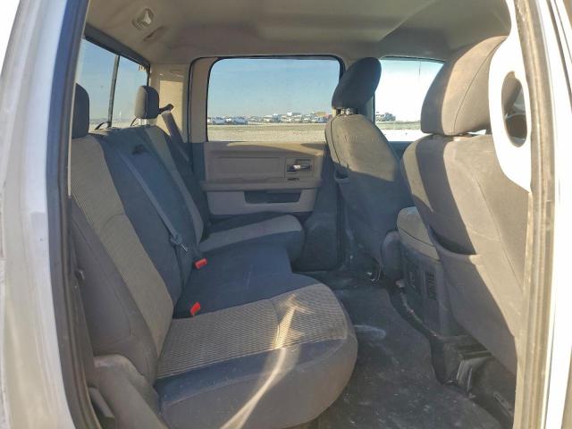 Dodge Ram 3500 Image 13