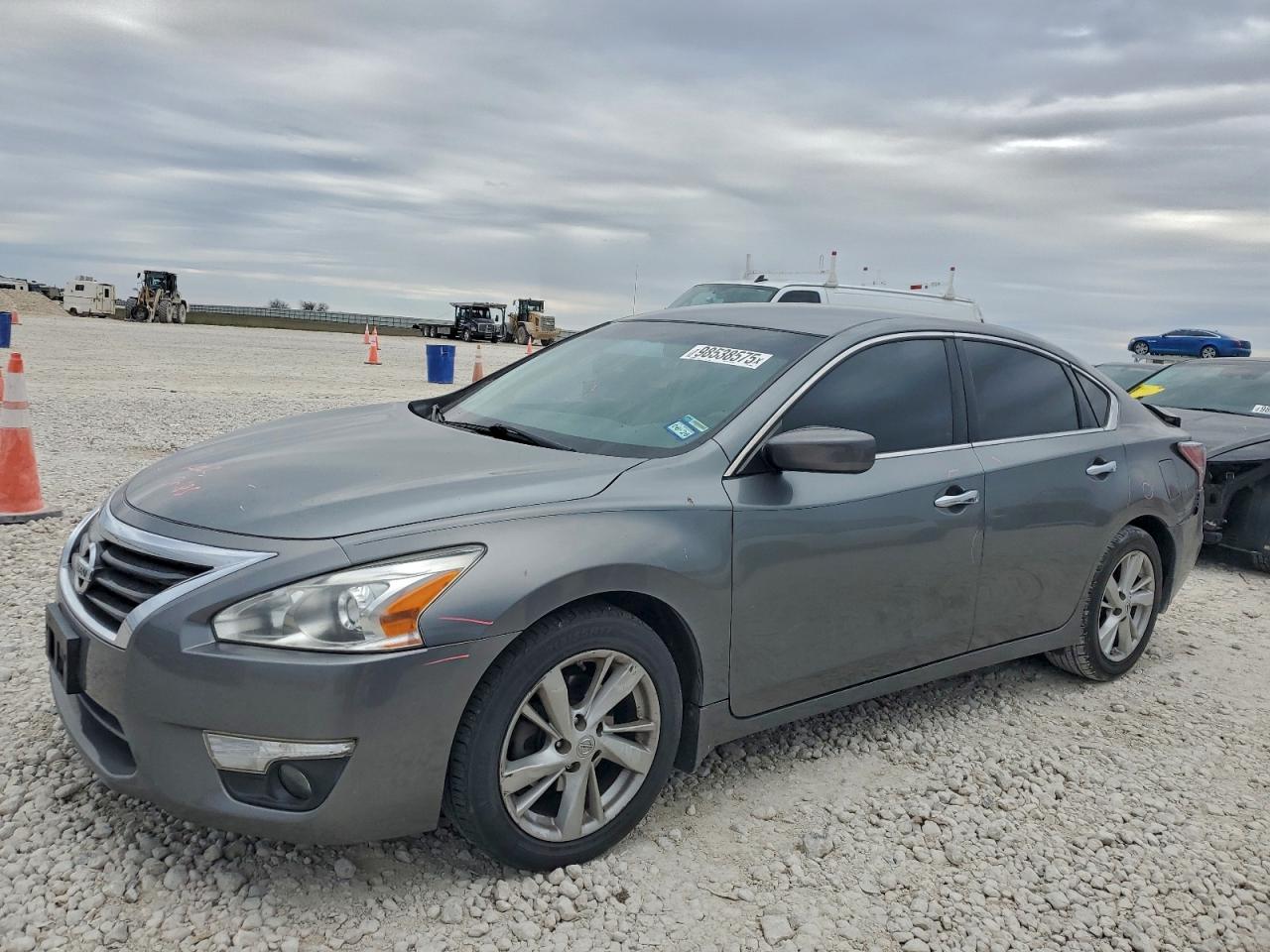 Nissan Altima 2.5 Image 1