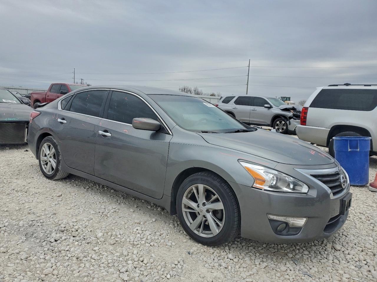 Nissan Altima 2.5 Image 3