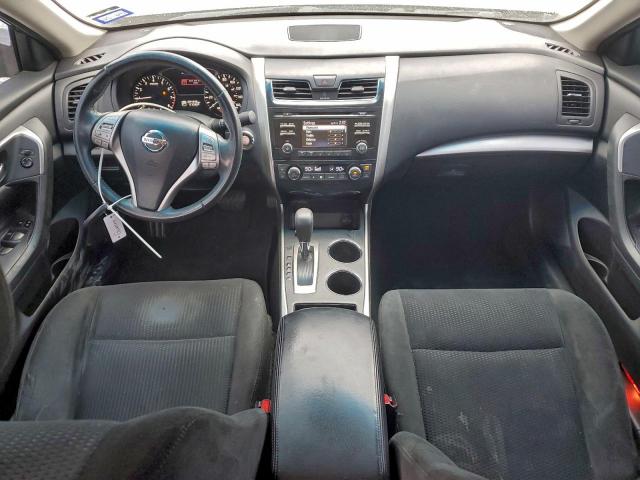 Nissan Altima 2.5 Image 9