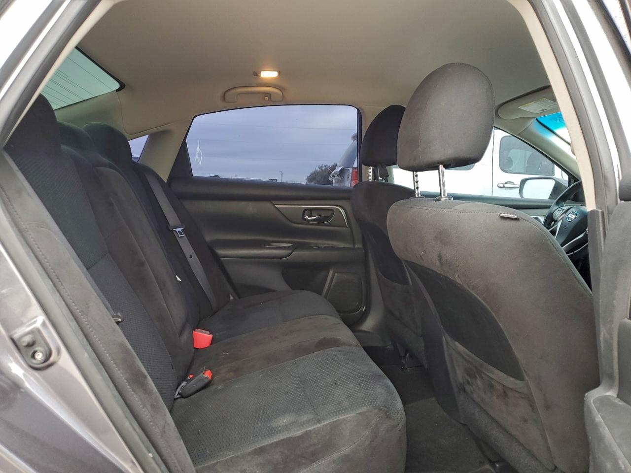 Nissan Altima 2.5 Image 6