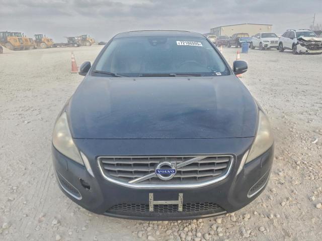 Volvo S60 T5 Image 2