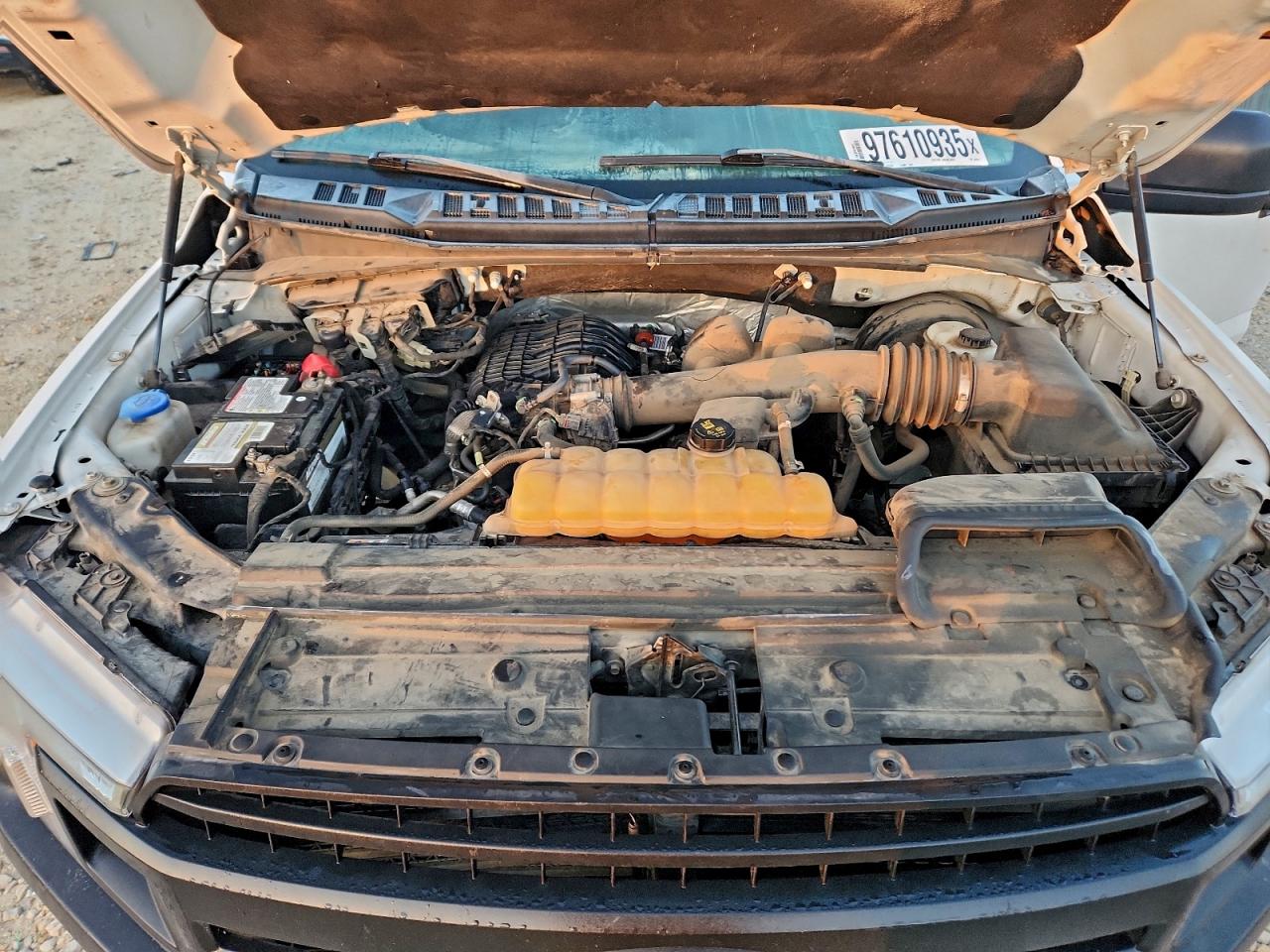 Ford F-150 Super Cab Image 9