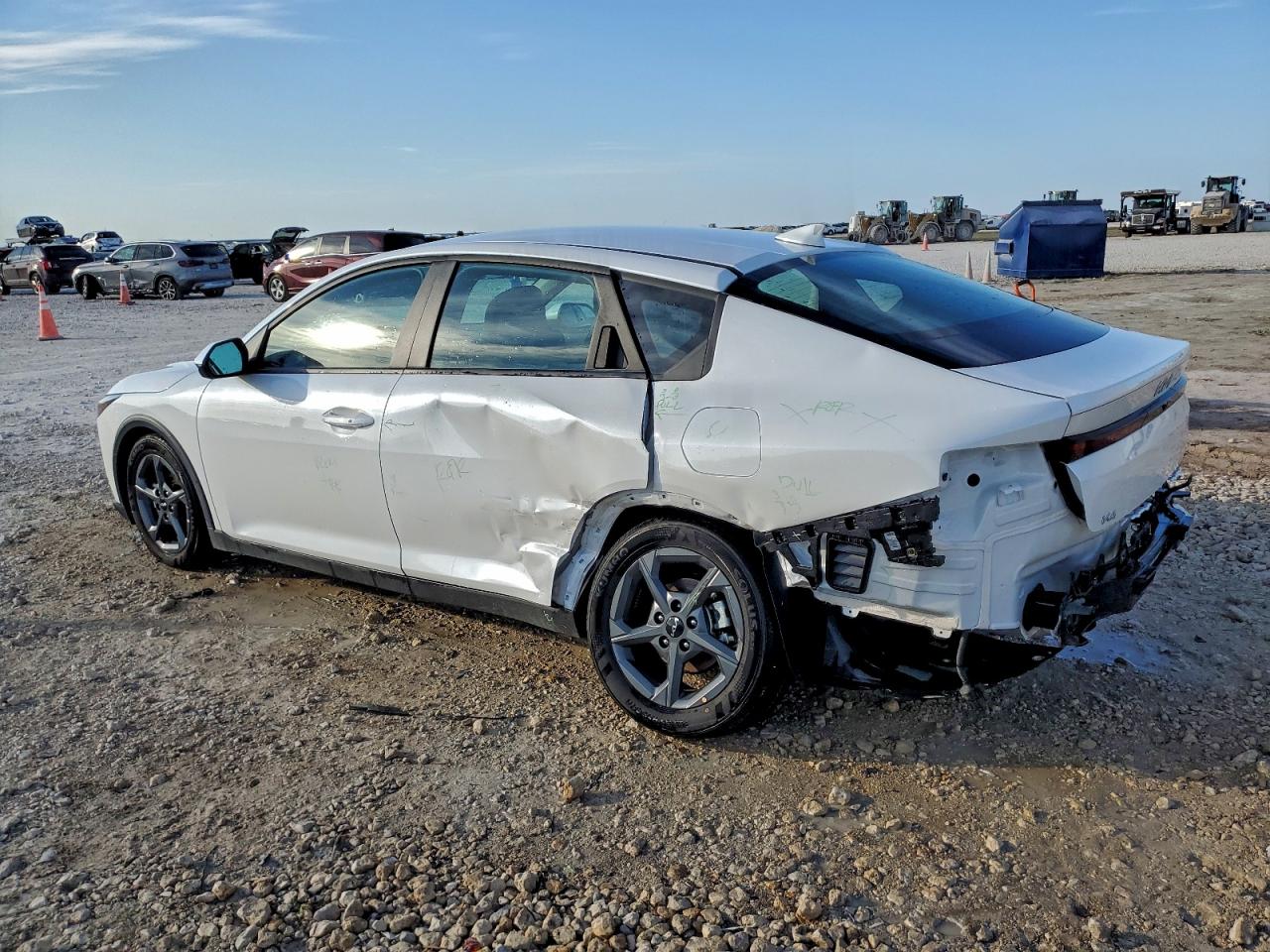 Kia K4 Lx Lx Image 2