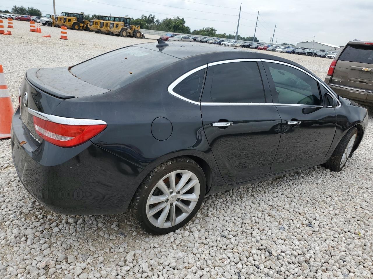 Buick Verano Convenience Image 3