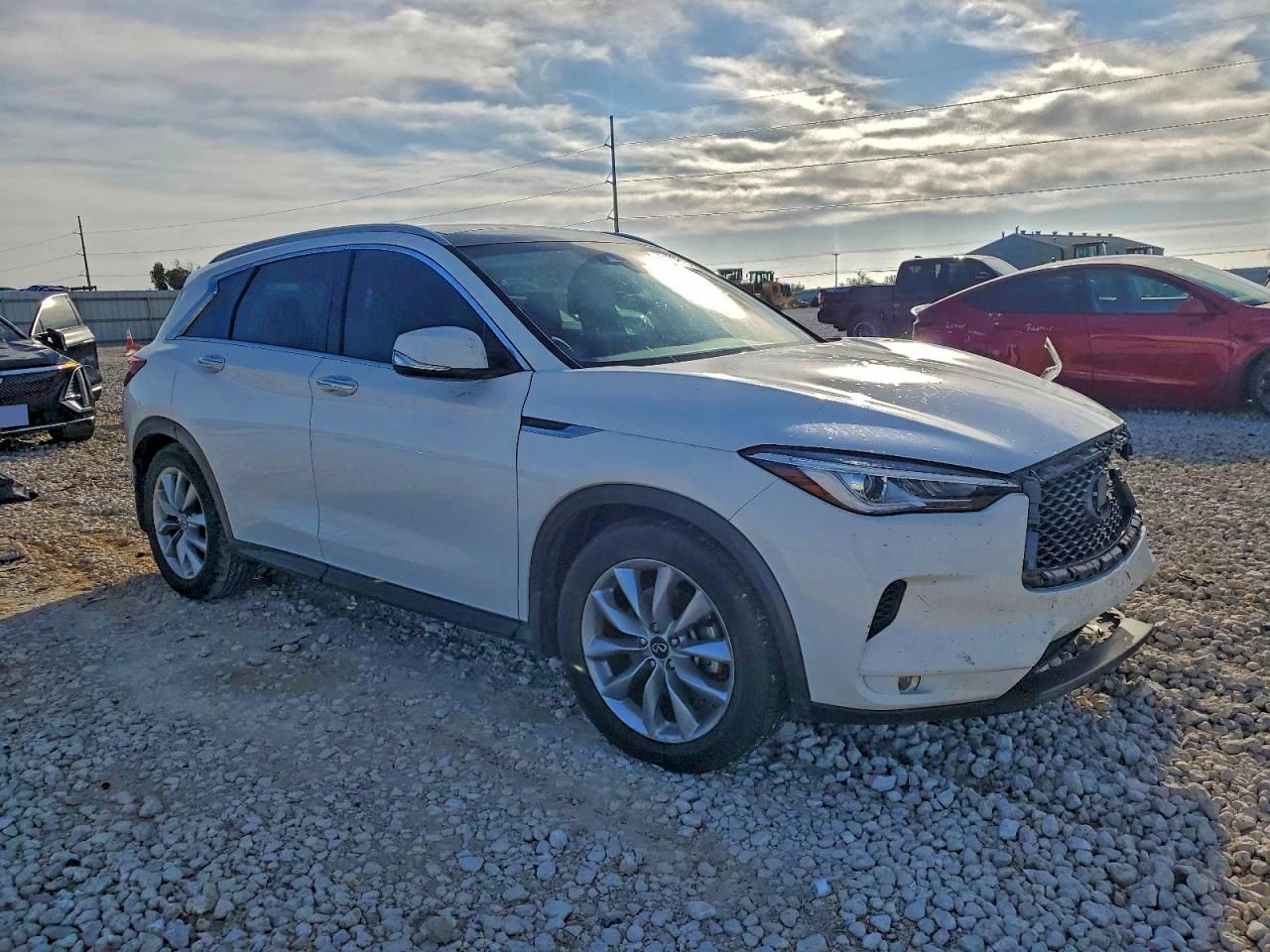 INFINITI Qx Pure Image 4