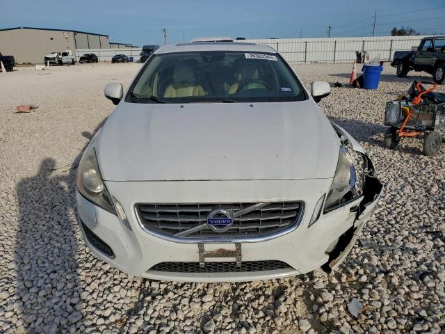 Volvo S60 T5 Image 4