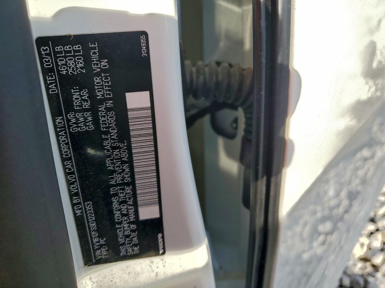 Volvo S60 T5 Image 10