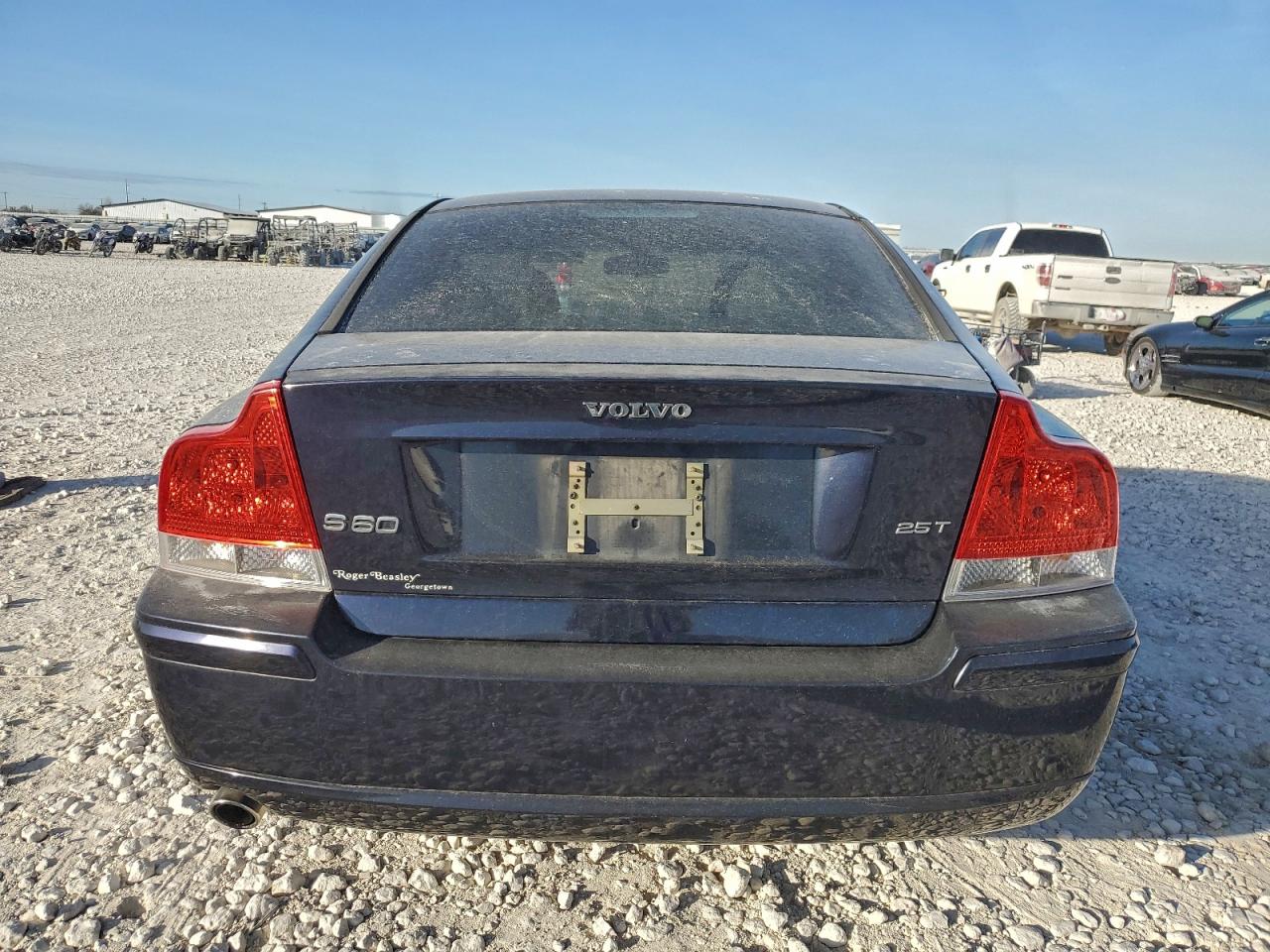 Volvo S60 2.5t Image 5