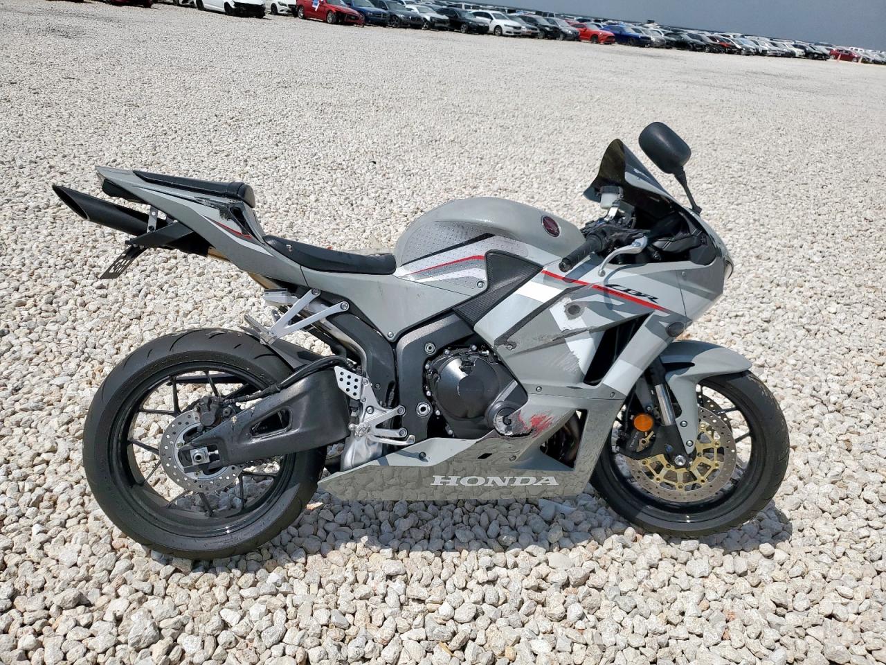 Honda Cbr Cycle Rr Image 1