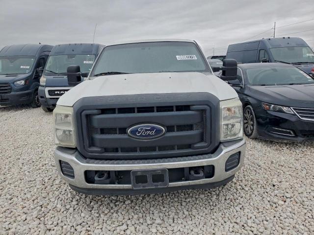 Ford F-350 Super Duty Image 12