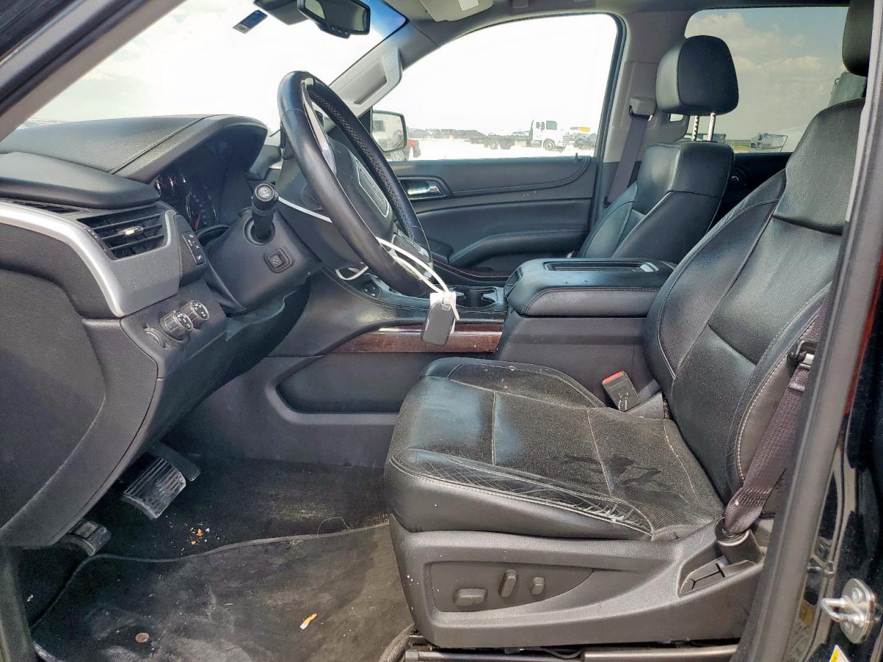 GMC Yukon Slt Image 5