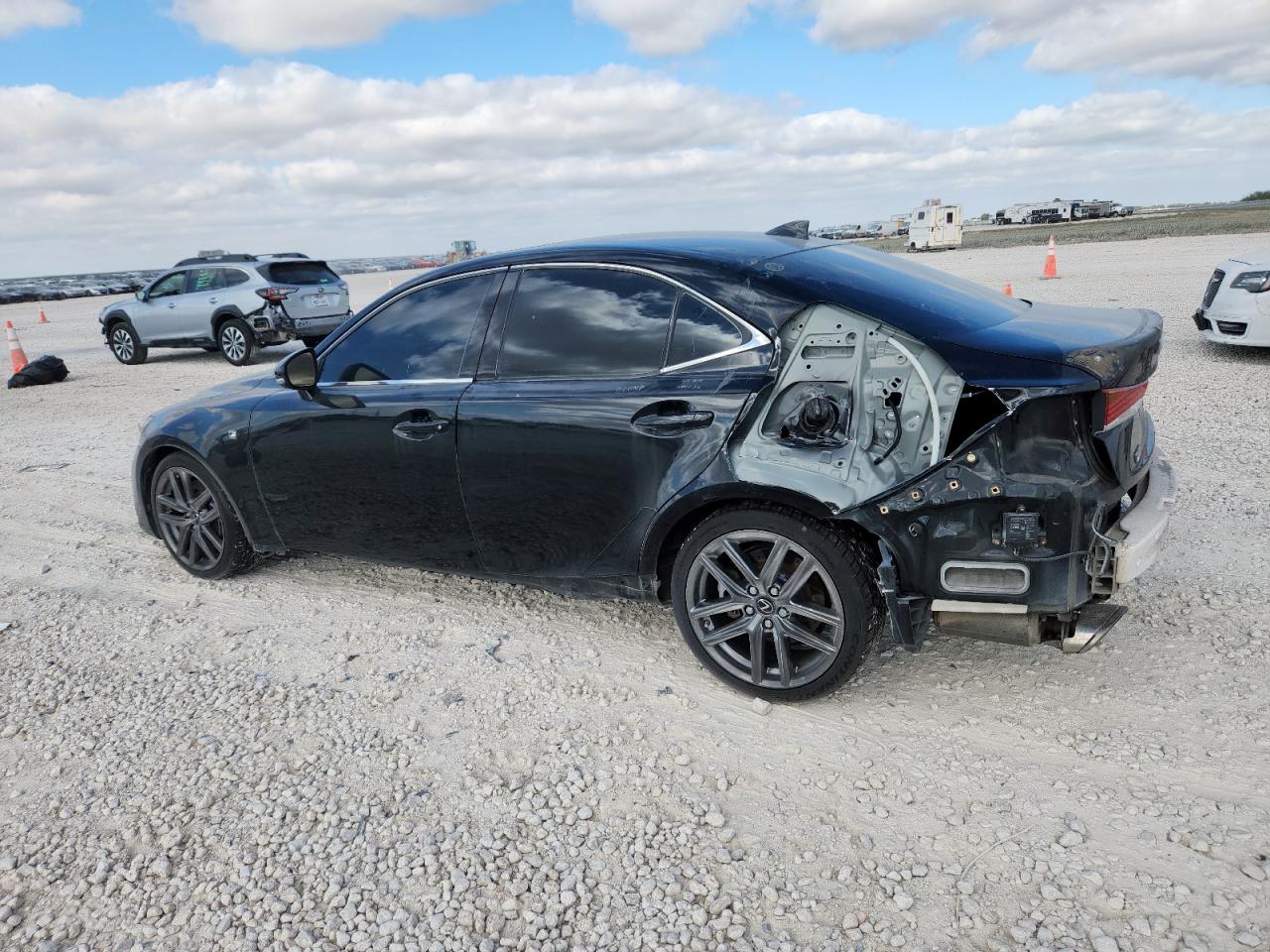 Lexus Is 350 Image 8