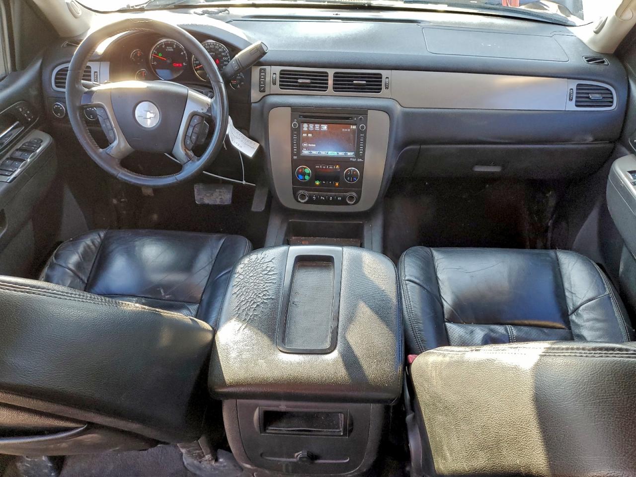 Chevrolet Silverado K2500 Heavy Duty Ltz Image 5