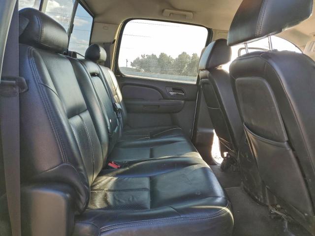 Chevrolet Silverado K2500 Heavy Duty Ltz Image 12